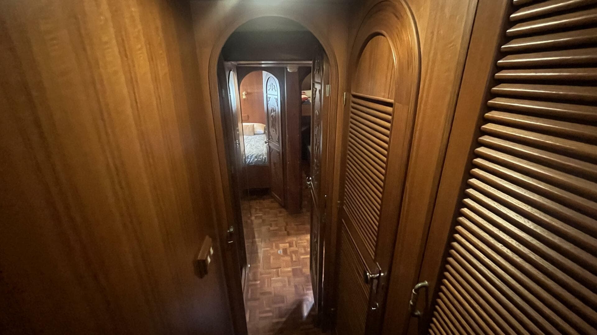 1986 Marine Trader Med Yacht 62 Yachtfish — photo 98