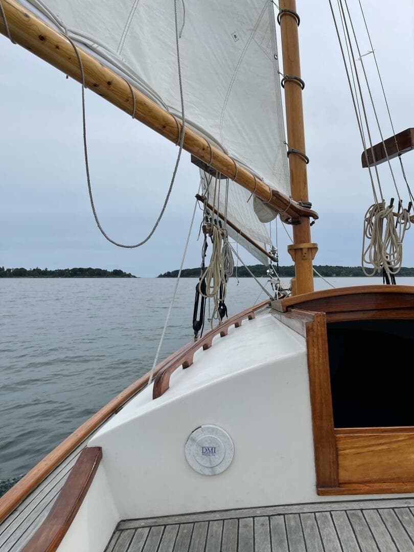 1983 Jarvis Newman Friendship Sloop — photo 39