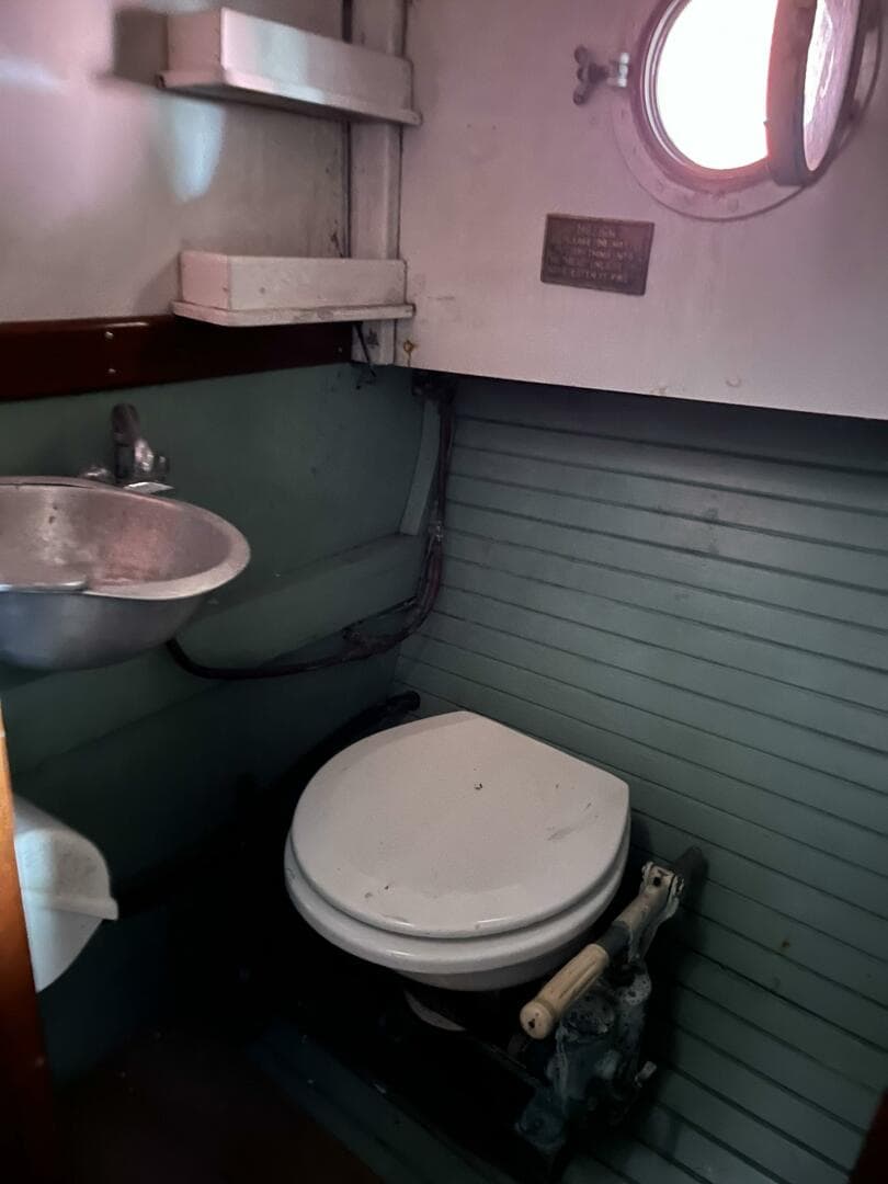 1960 Bunker And Ellis Downeast Bass — photo 18