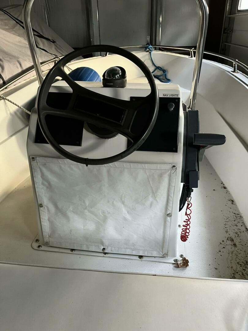 1995 Wahoo Center Console — photo 10