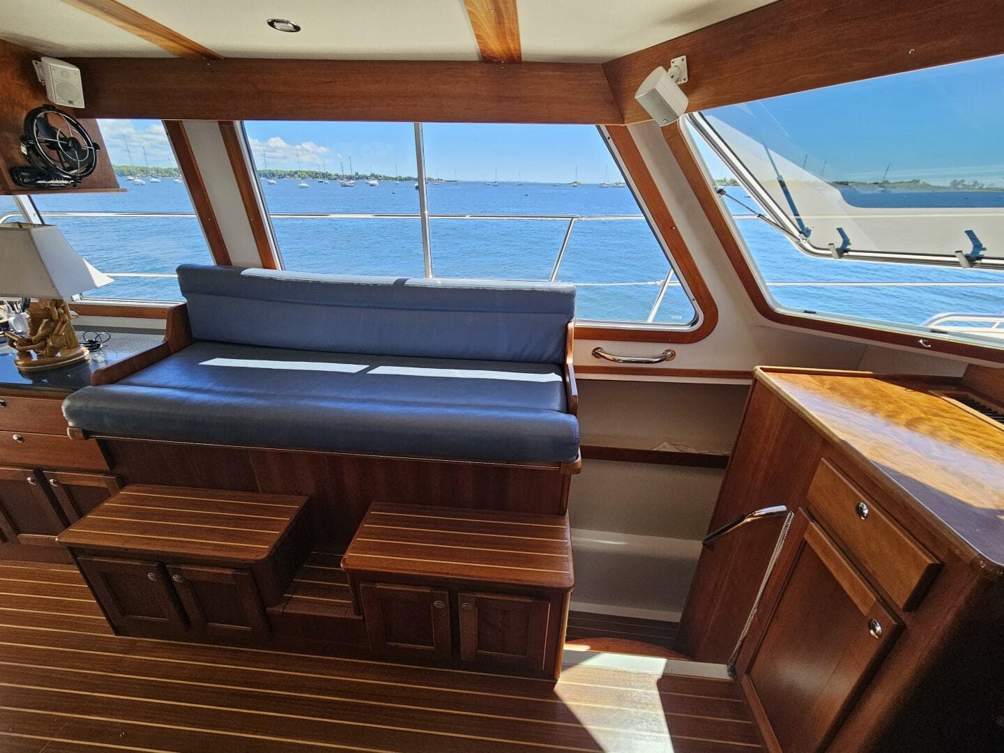 2012 Maine Cat Power Cat 47 — photo 37