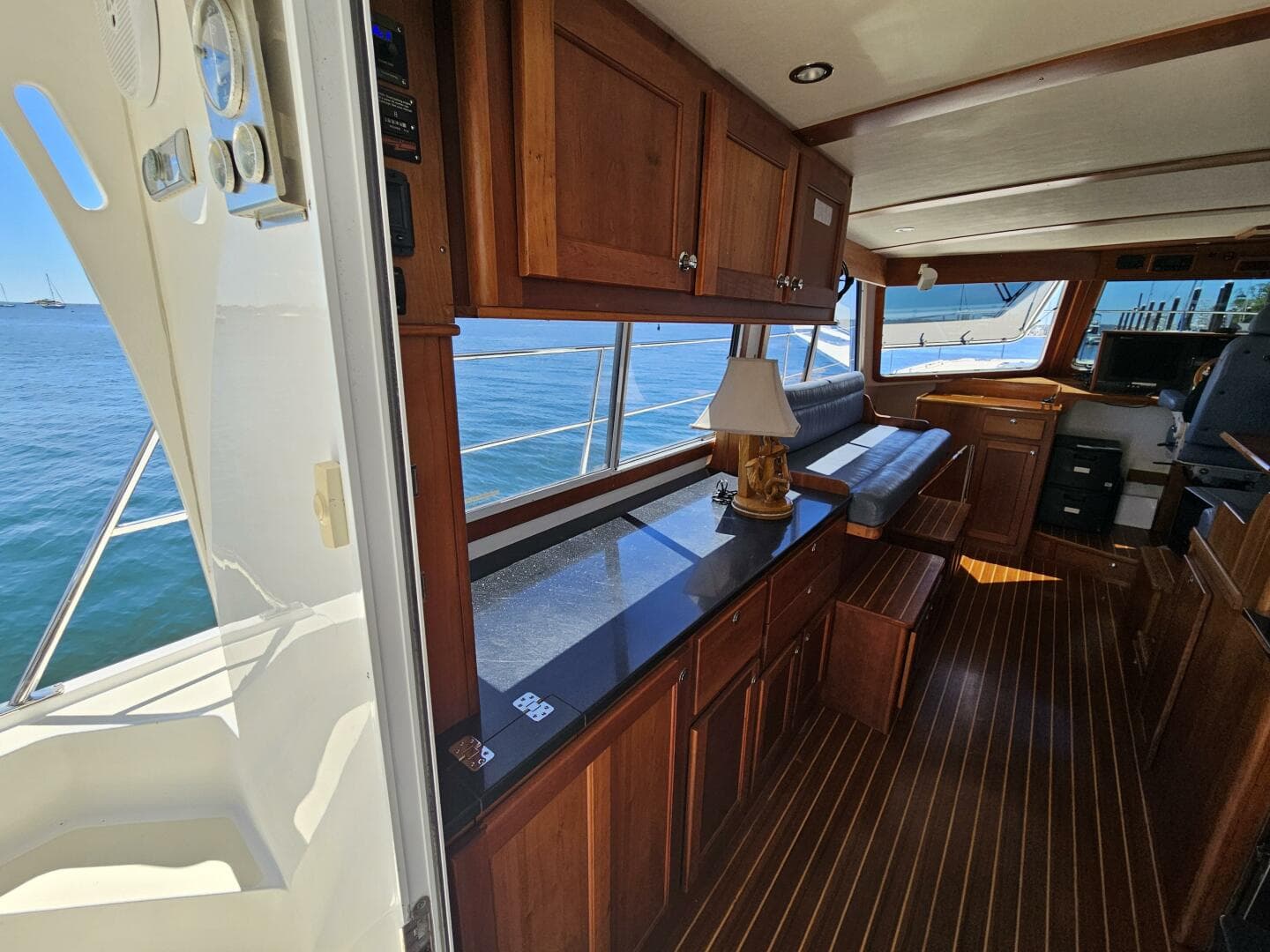 2012 Maine Cat Power Cat 47 — photo 29