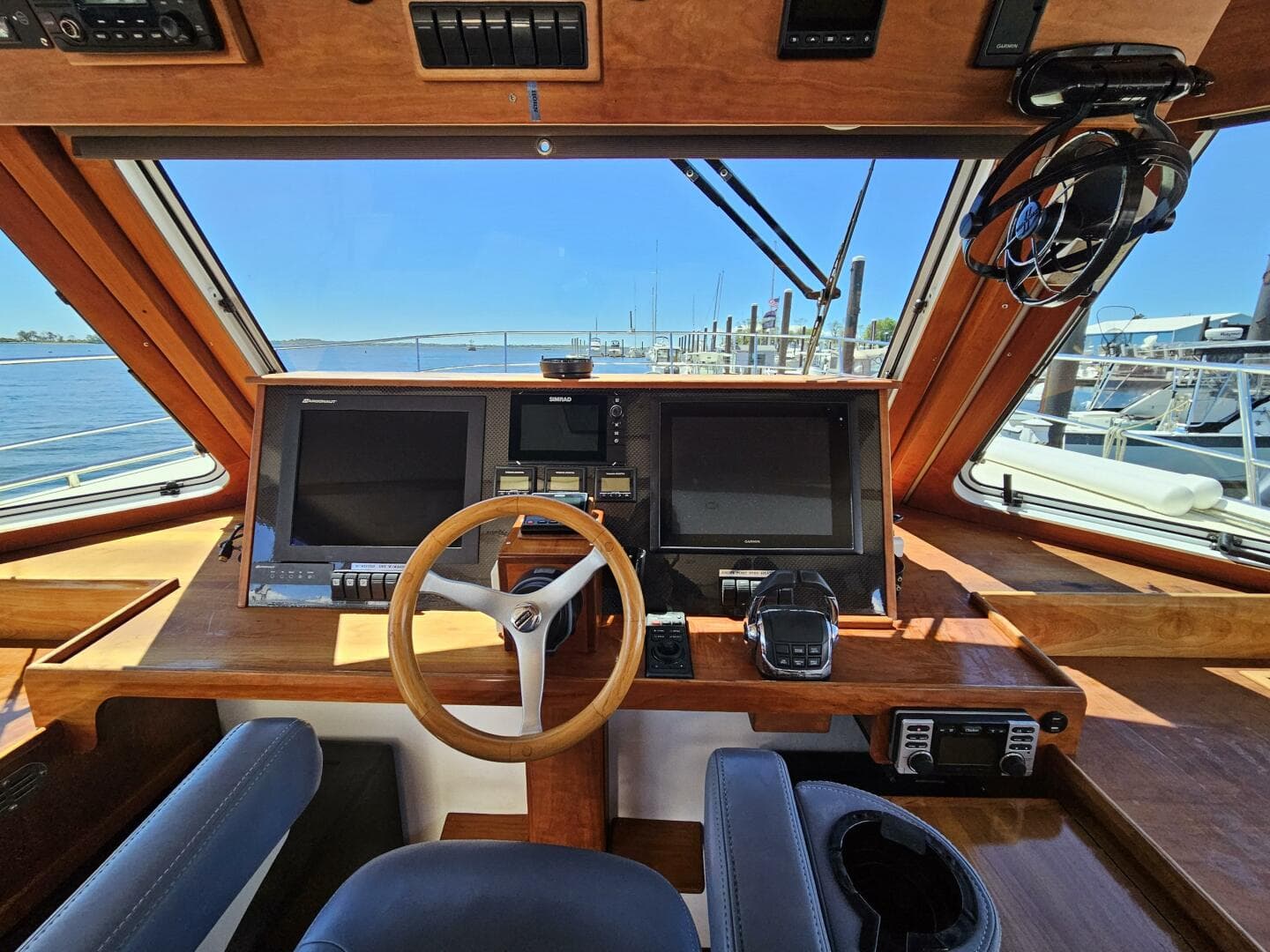 2012 Maine Cat Power Cat 47 — photo 41