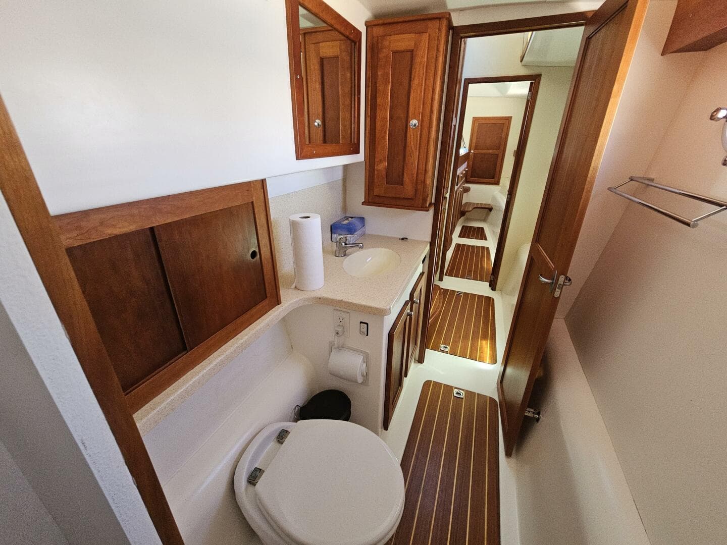 2012 Maine Cat Power Cat 47 — photo 45