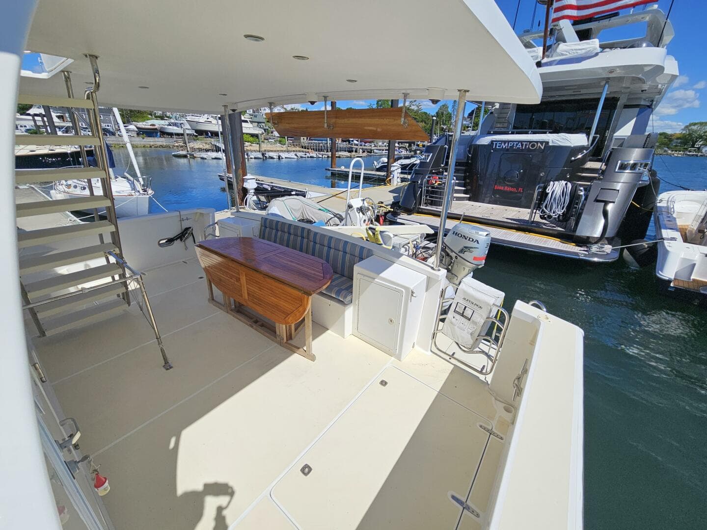 2012 Maine Cat Power Cat 47 — photo 13