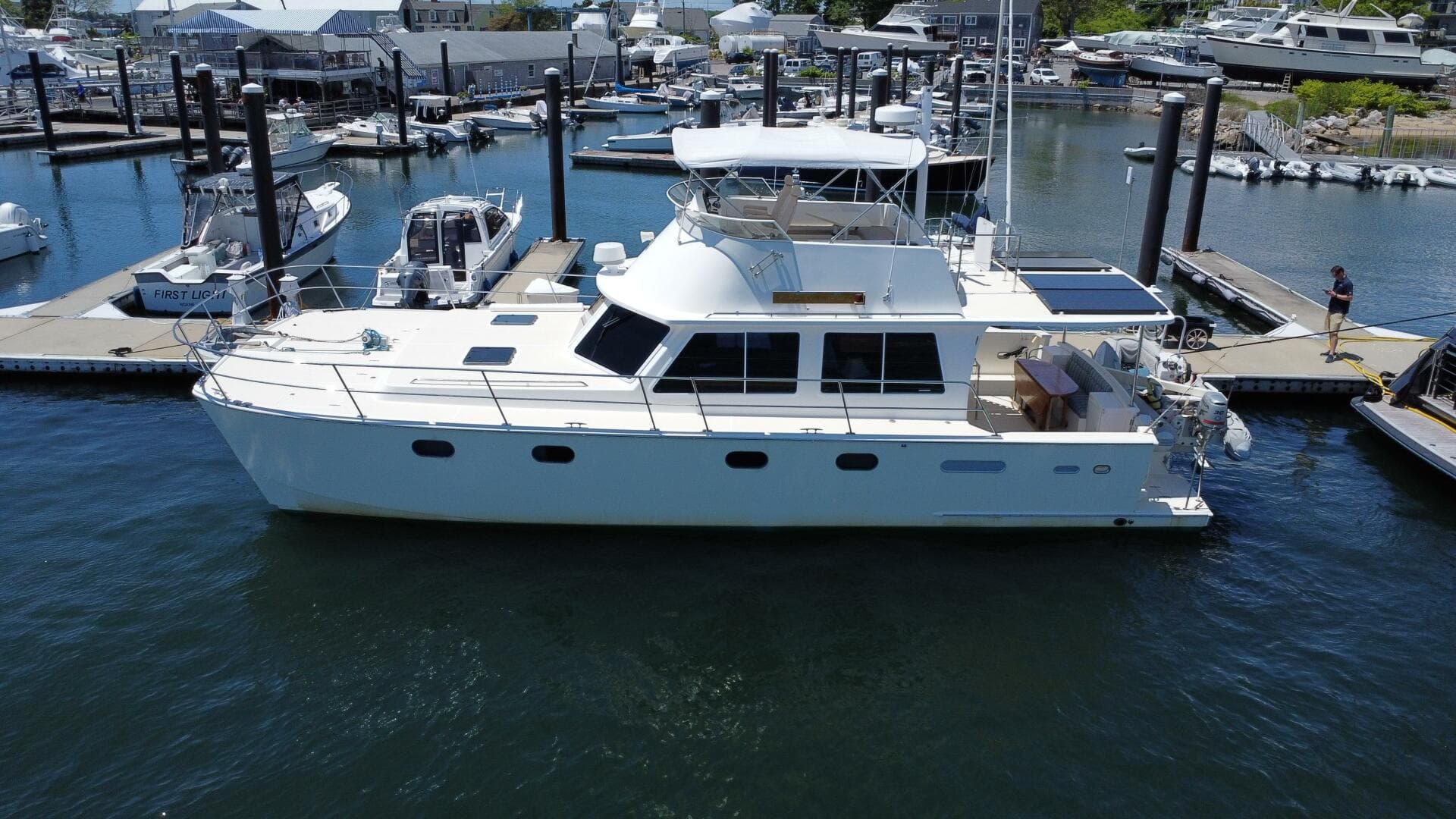 2012 Maine Cat Power Cat 47 — photo 2