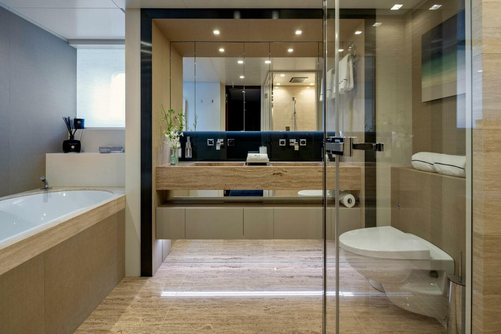 2021 Heesen Yachts 50M Aluminum — photo 14