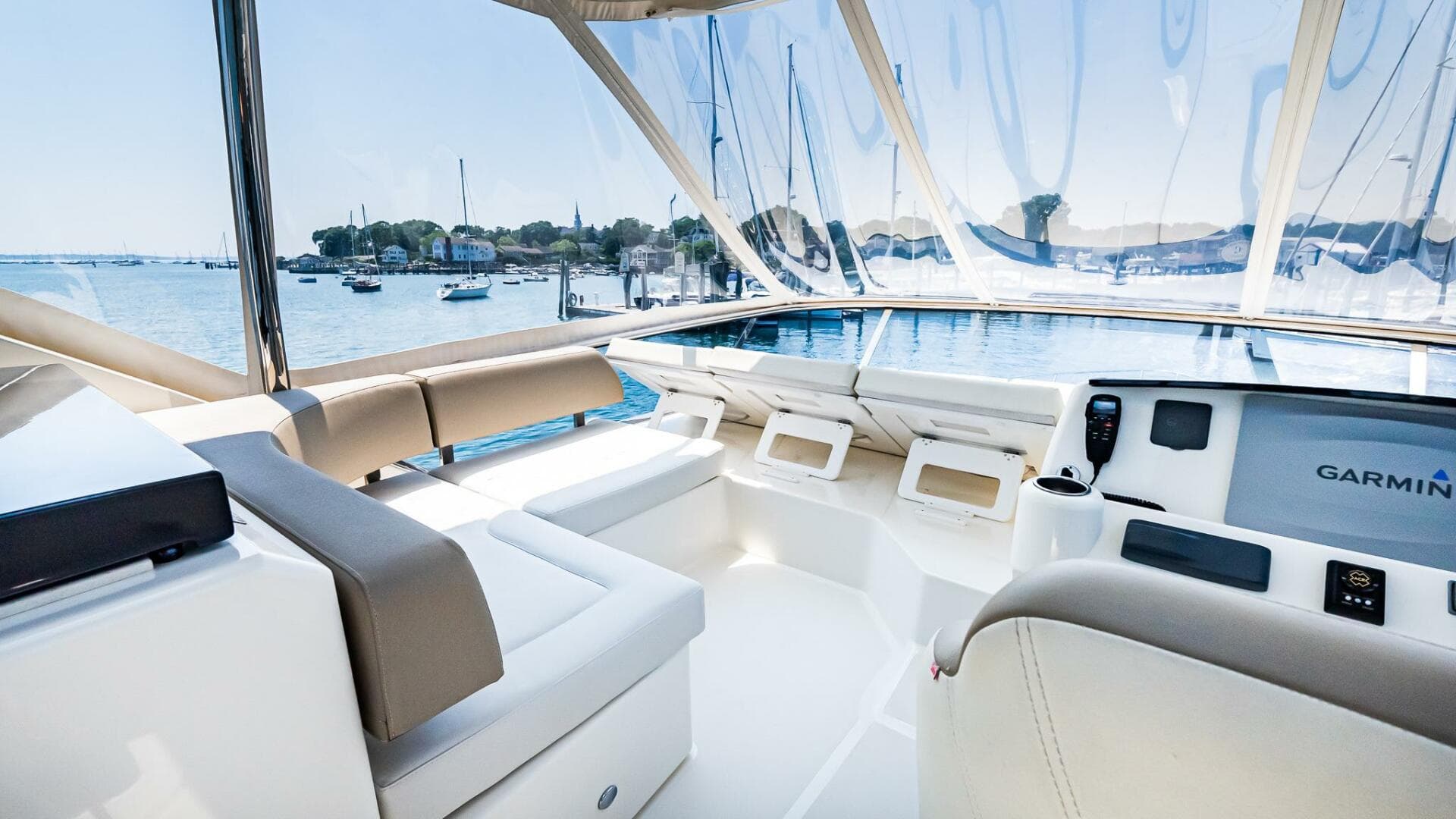 2017 Absolute 50 Fly — photo 15