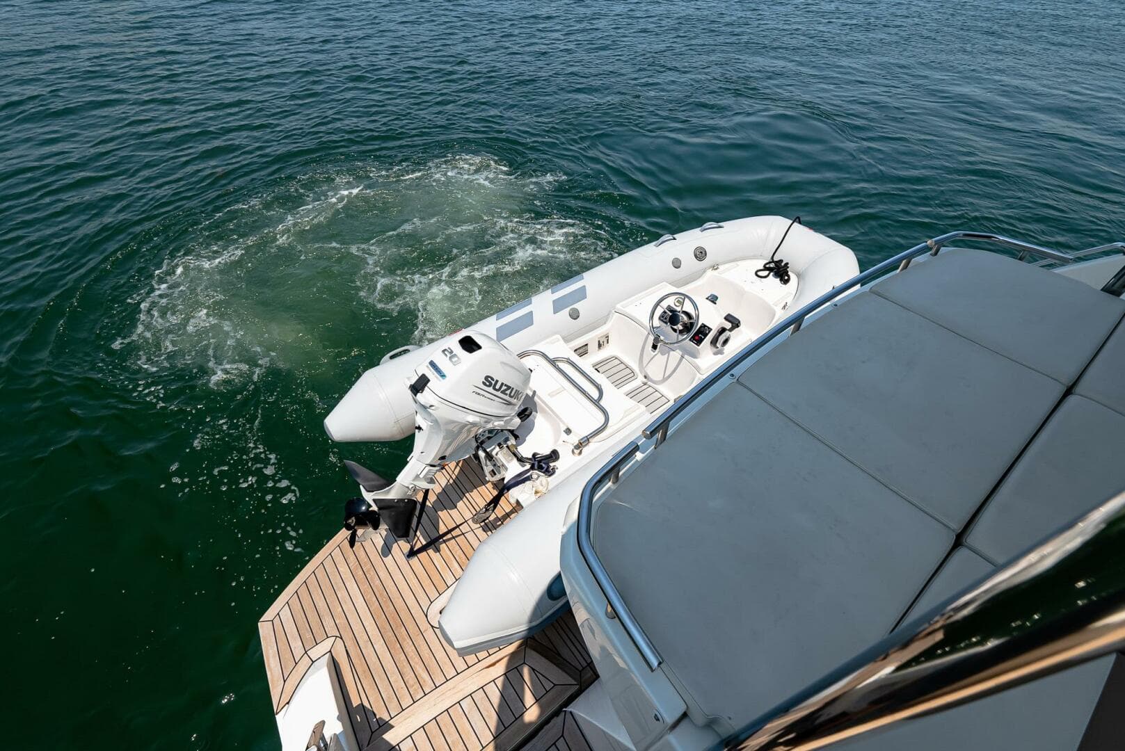 2017 Absolute 50 Fly — photo 6