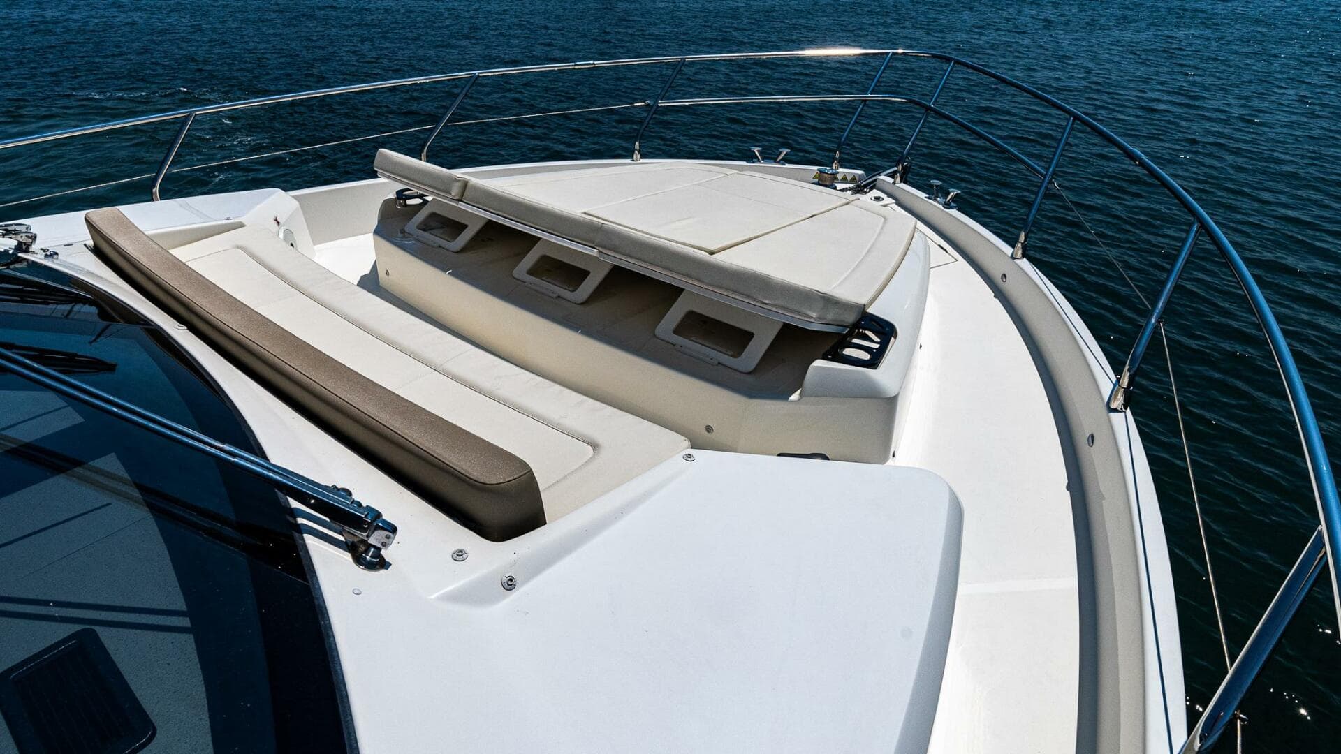 2017 Absolute 50 Fly — photo 10