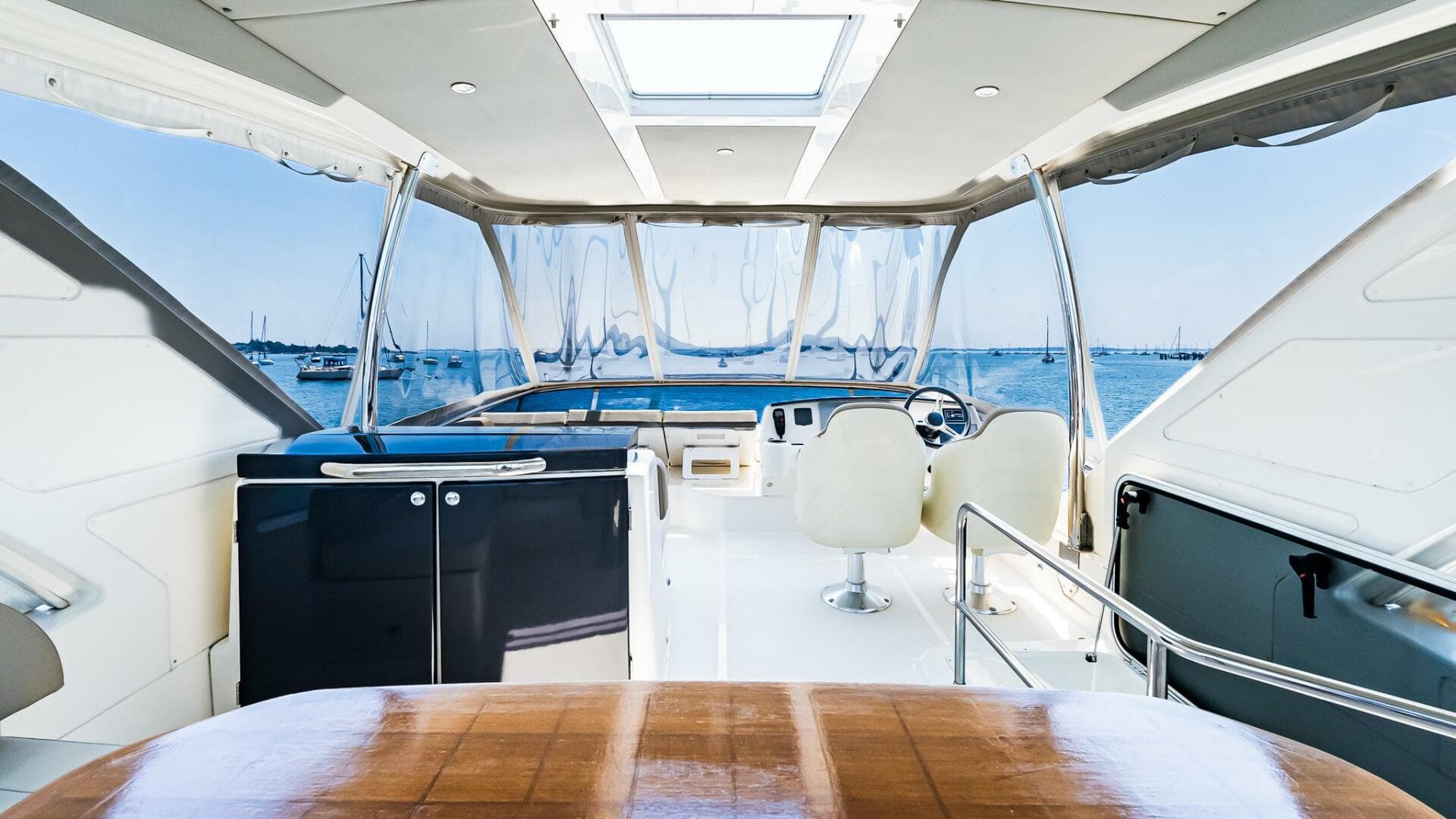 2017 Absolute 50 Fly — photo 17