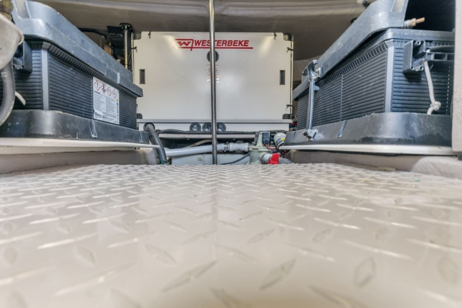 2002 Sea Ray 550 Sundancer — photo 25