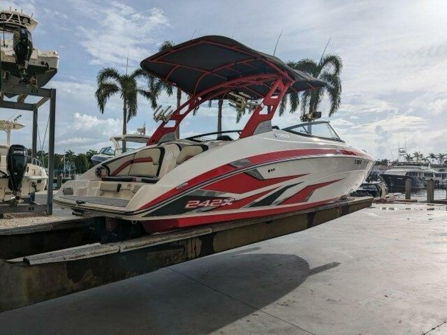 2020 Yamaha Boats 242X — photo 2