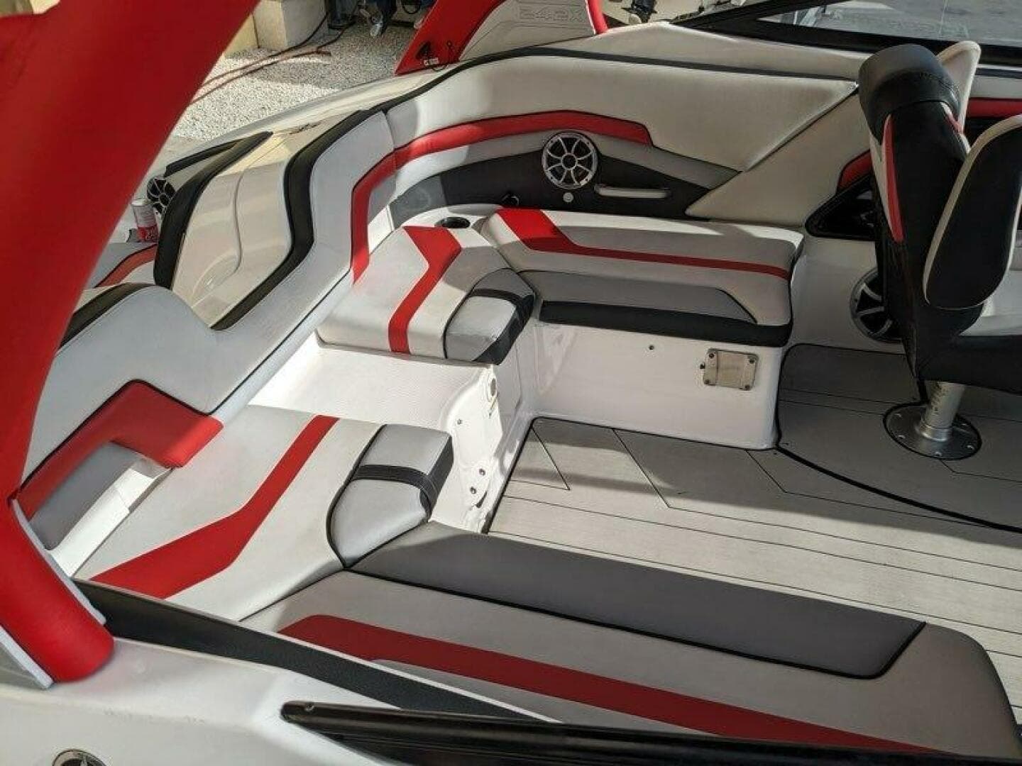 2020 Yamaha Boats 242X — photo 6