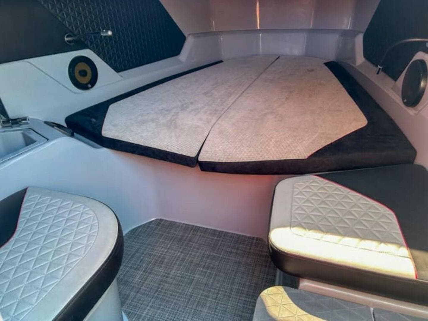 2023 Brabus Shadow 300 Ct — photo 8