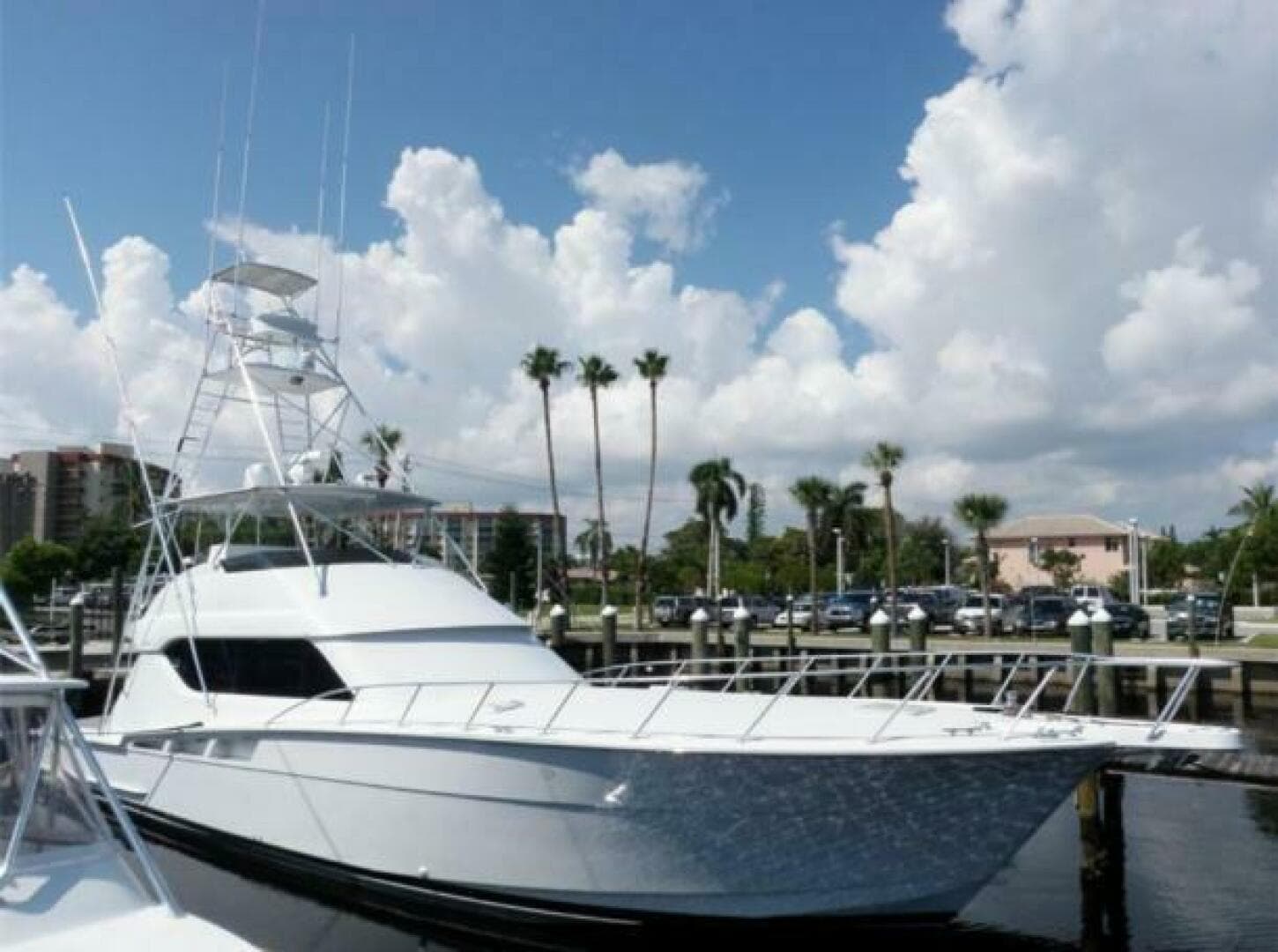 1998 Caterpillar Sportfish — photo 1