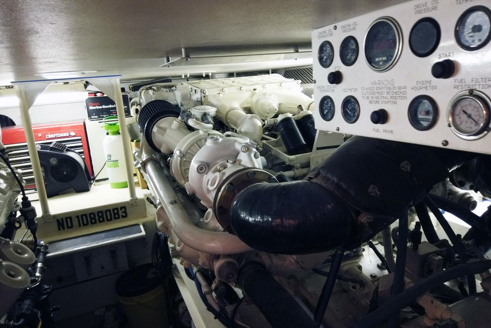 1999 Viking Motor Yacht — photo 48