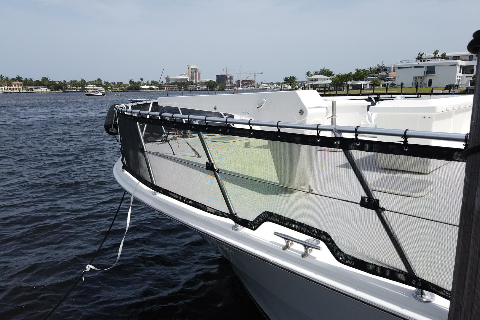 1999 Viking Motor Yacht — photo 8