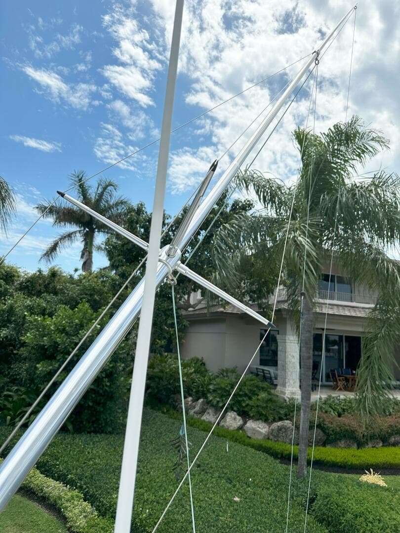 2011 Tiara Yachts 4300 Open — photo 14