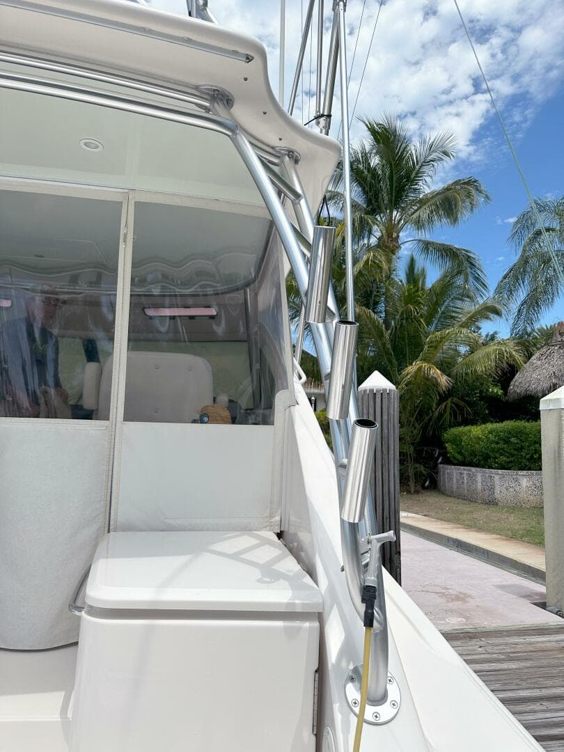 2011 Tiara Yachts 4300 Open — photo 6