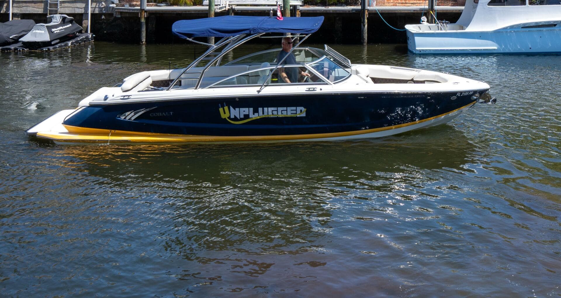 2013 Cobalt 28 — photo 3