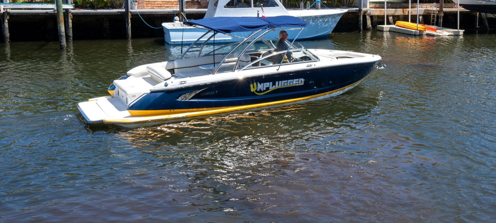 2013 Cobalt 28 — photo 2