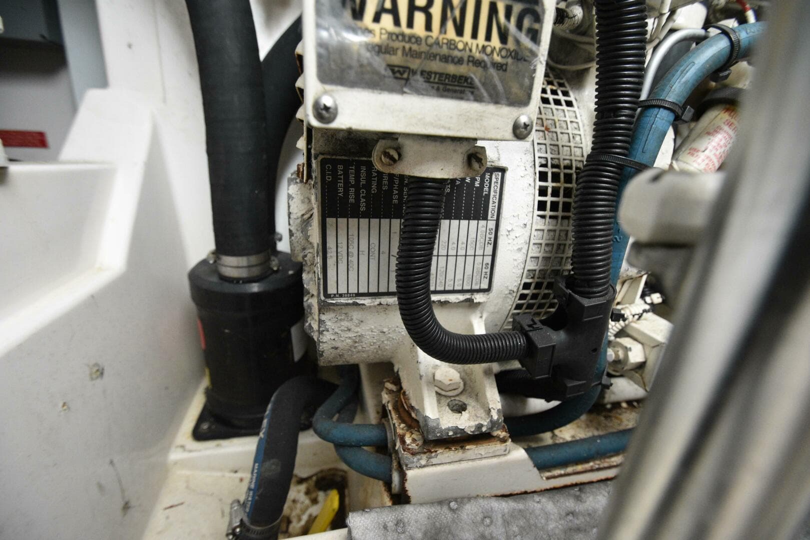 2001 Cabo 35 Express — photo 26