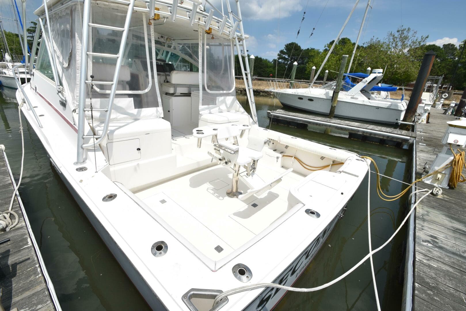 2001 Cabo 35 Express — photo 5