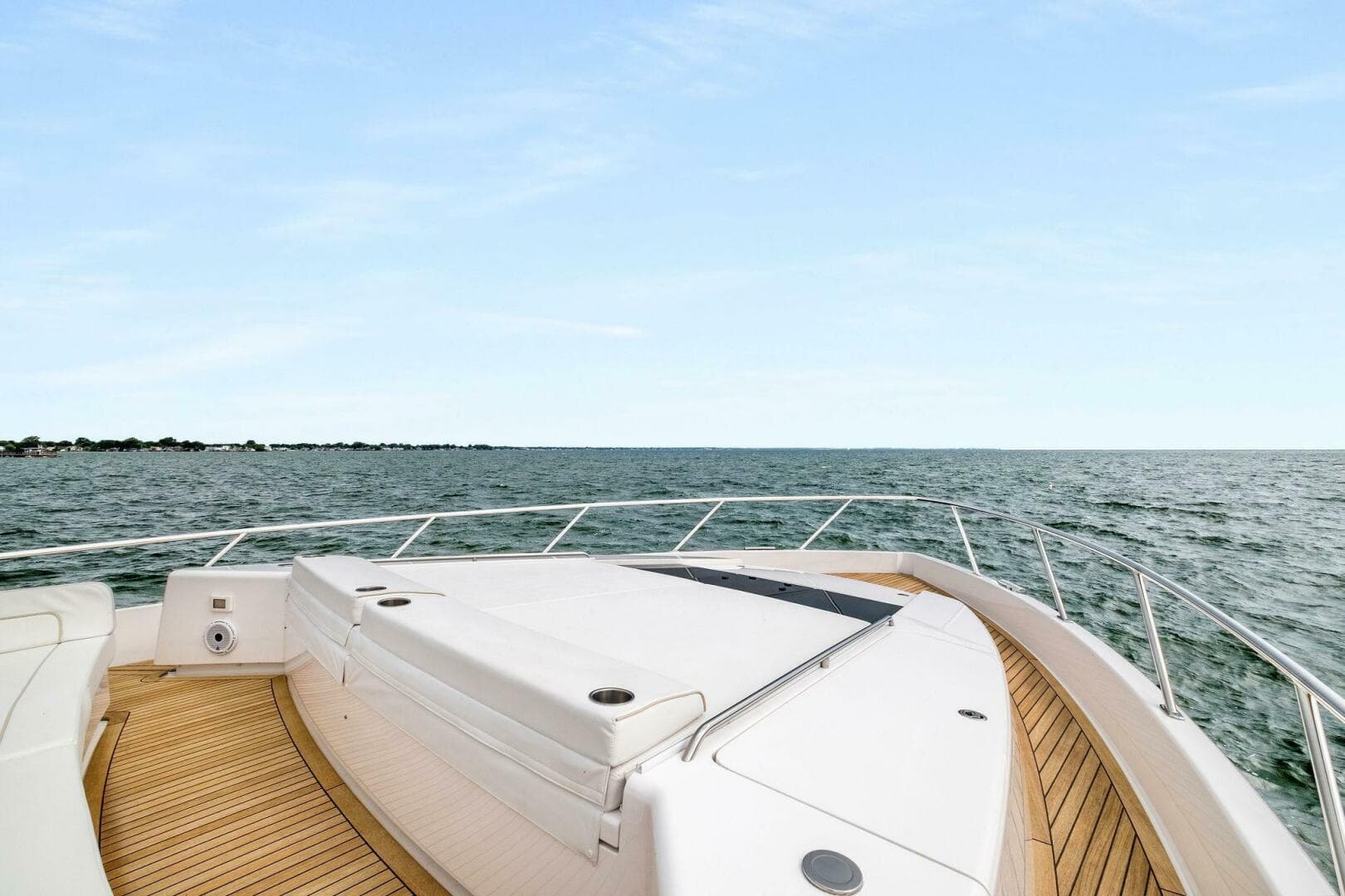 2022 Viking 75 — photo 20