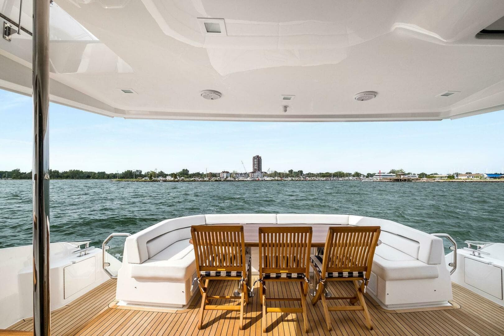 2022 Viking 75 — photo 70