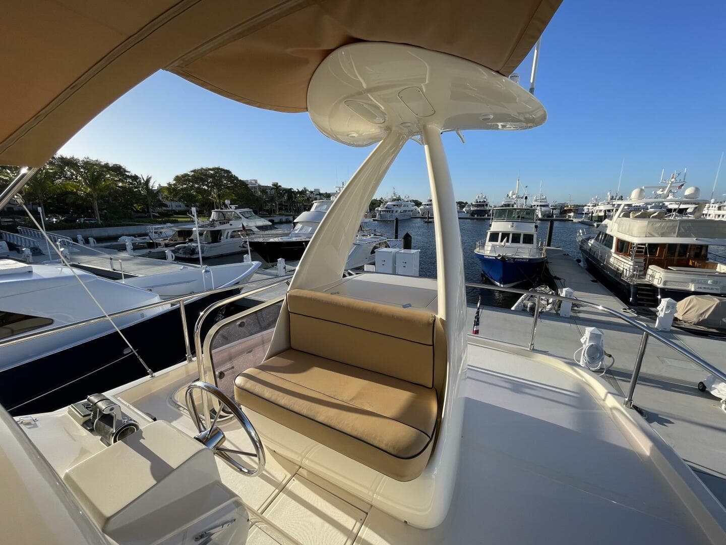 2006 Mochi Craft 74 Dolphin — photo 21