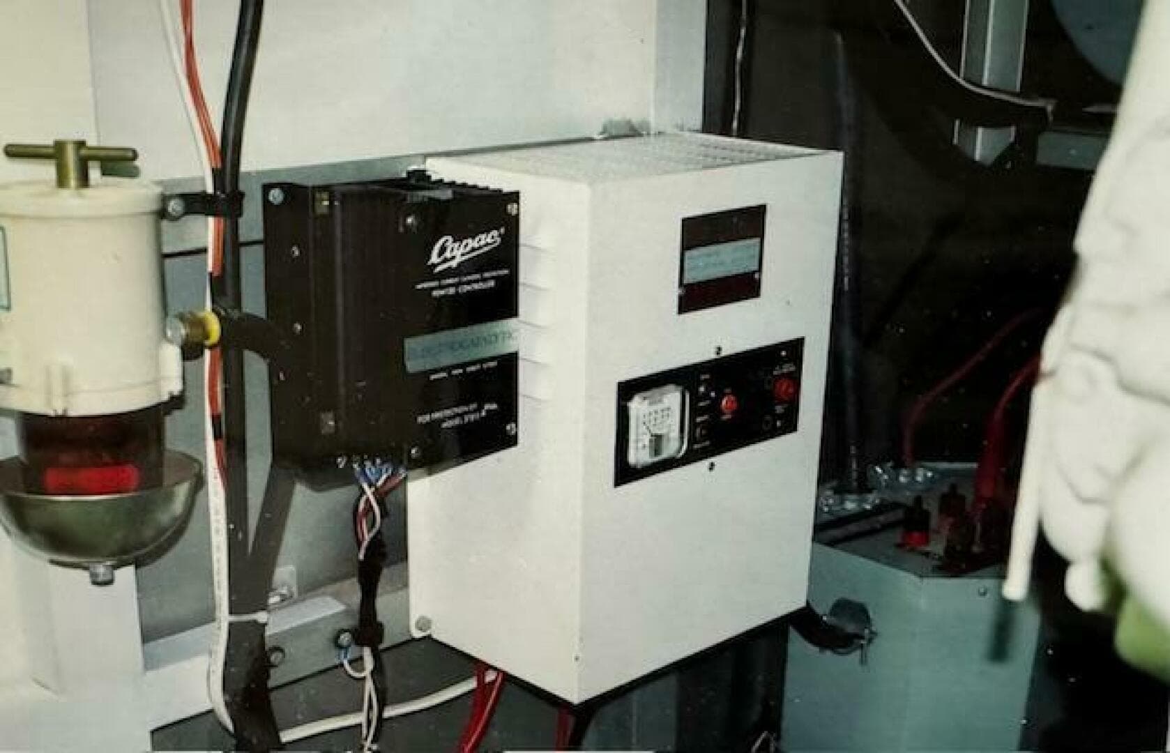 1990 Motor Yacht 70 Brata — photo 31