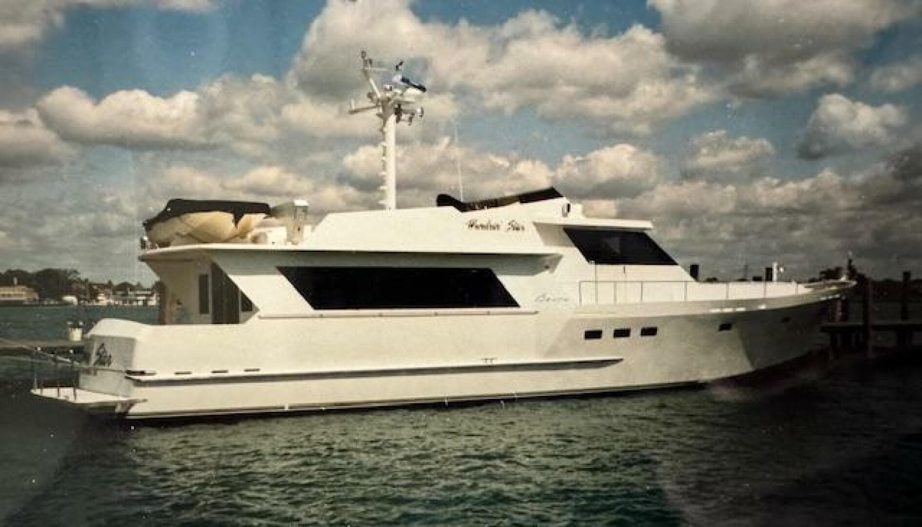 1990 Motor Yacht 70 Brata — photo 1