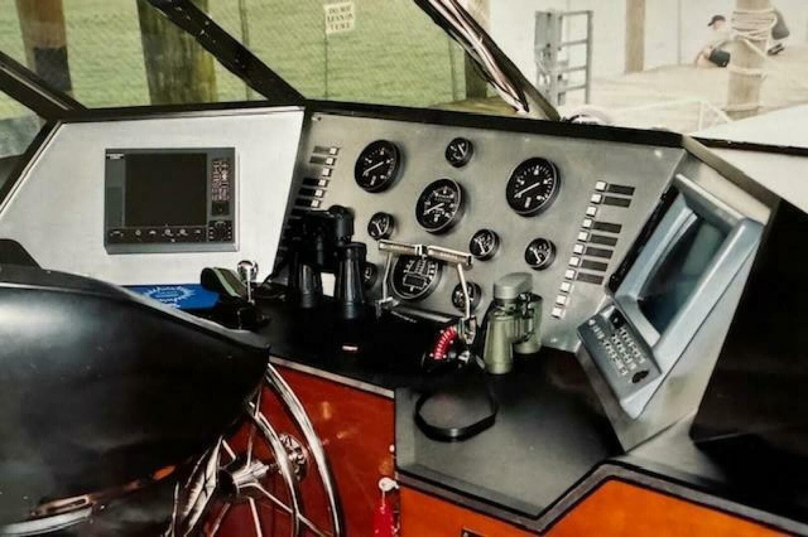 1990 Motor Yacht 70 Brata — photo 17