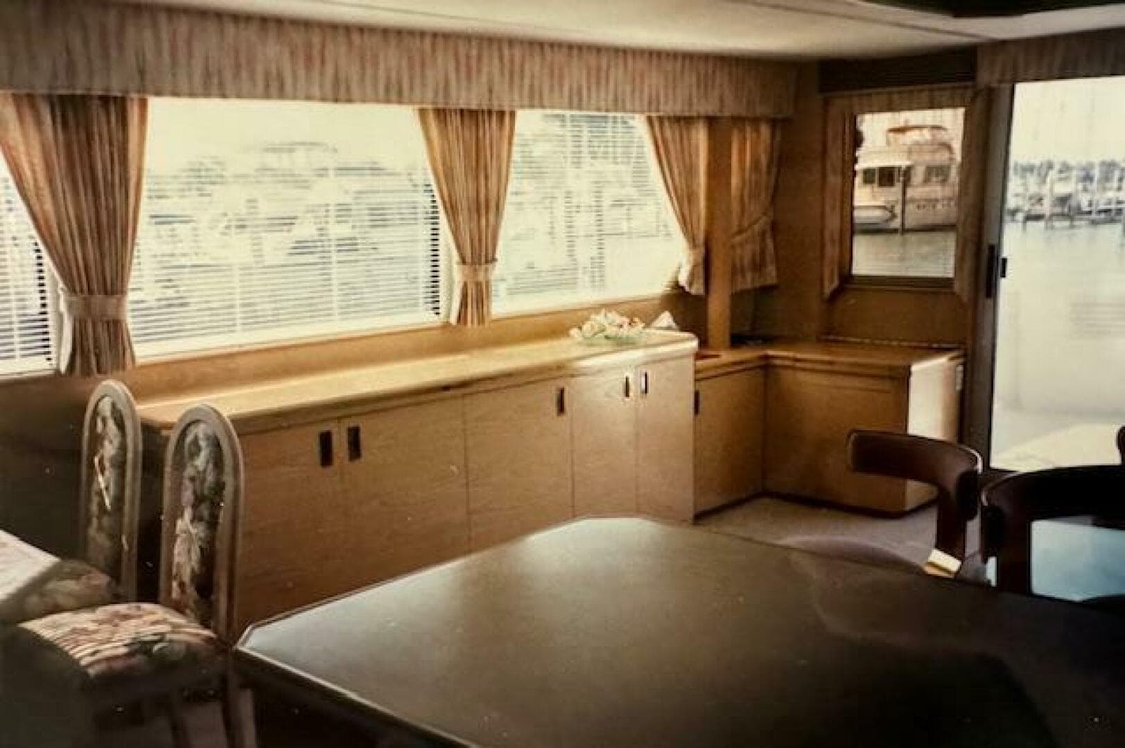 1990 Motor Yacht 70 Brata — photo 21