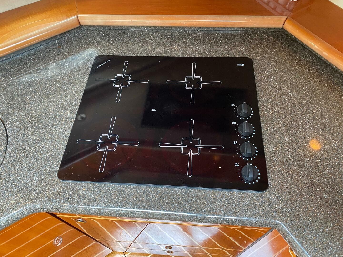 1998 Sunseeker 62 Manhattan — photo 29