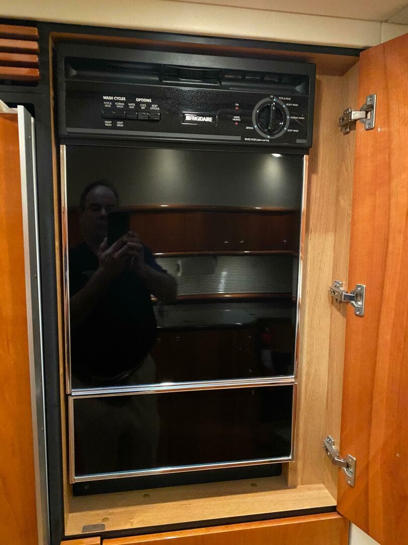 1998 Sunseeker 62 Manhattan — photo 26