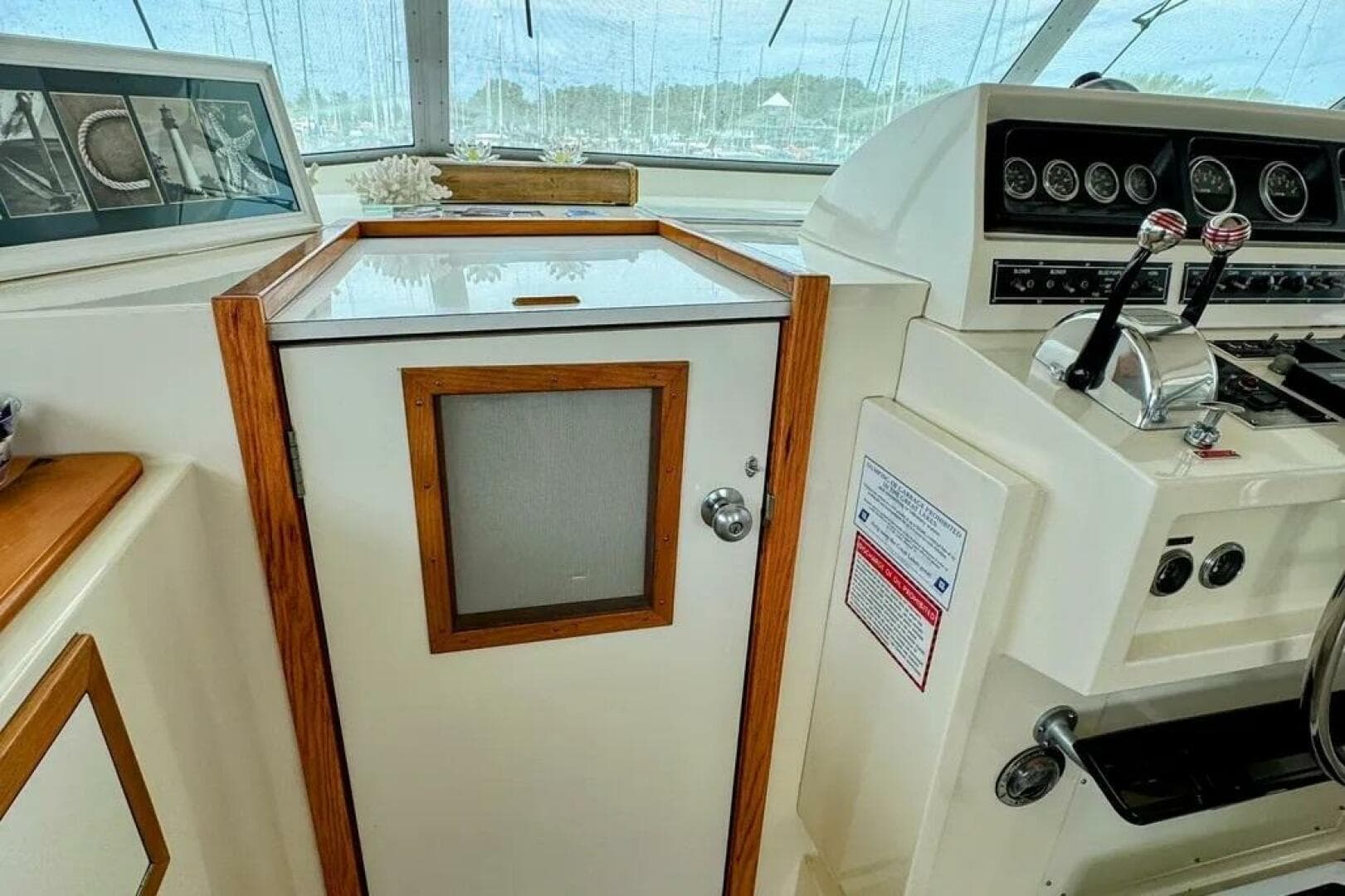 1986 Bertram 58 Flybridge — photo 49