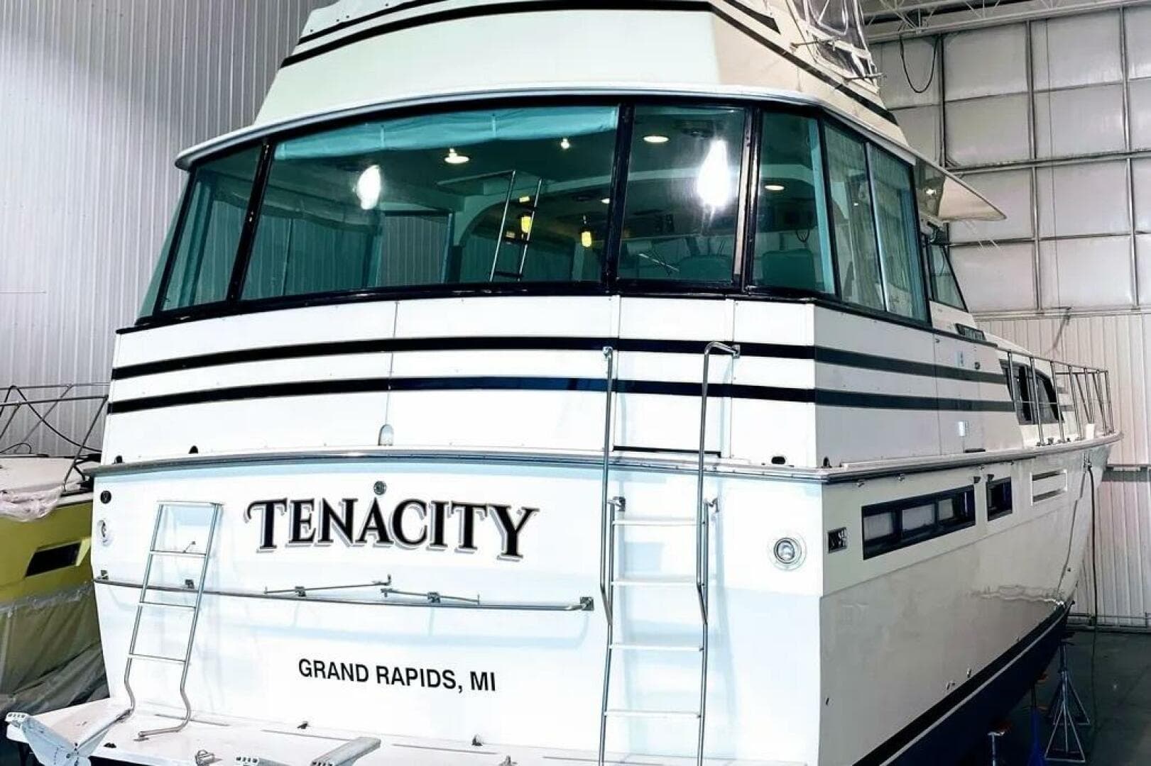 1986 Bertram 58 Flybridge — photo 26