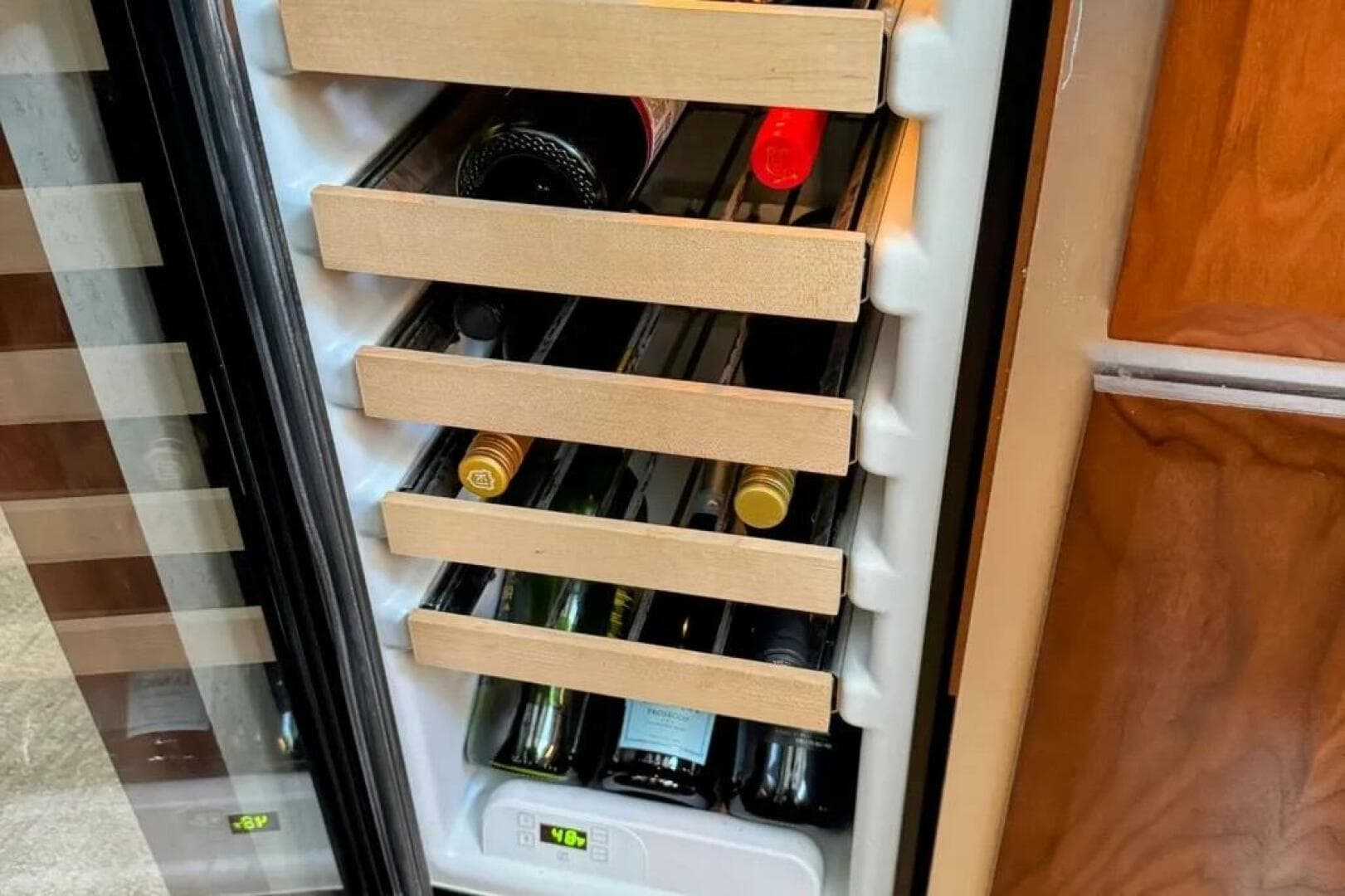 1986 Bertram 58 Flybridge — photo 86