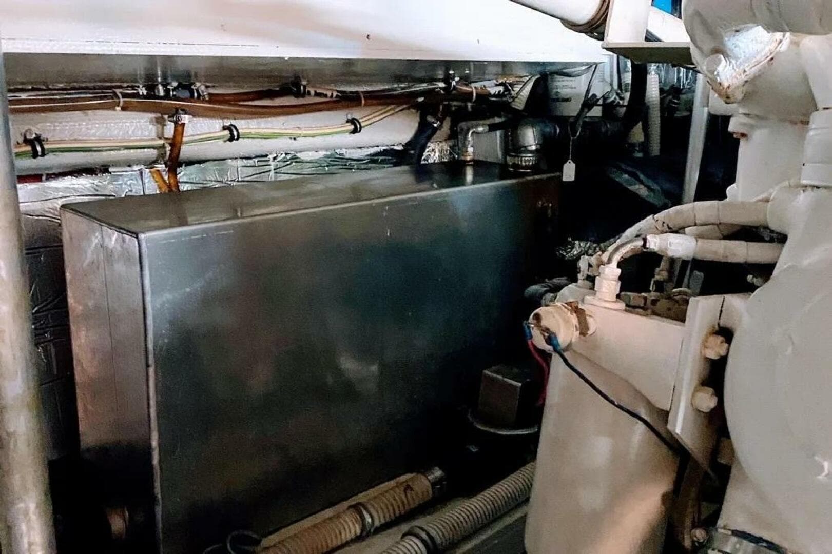 1986 Bertram 58 Flybridge — photo 125