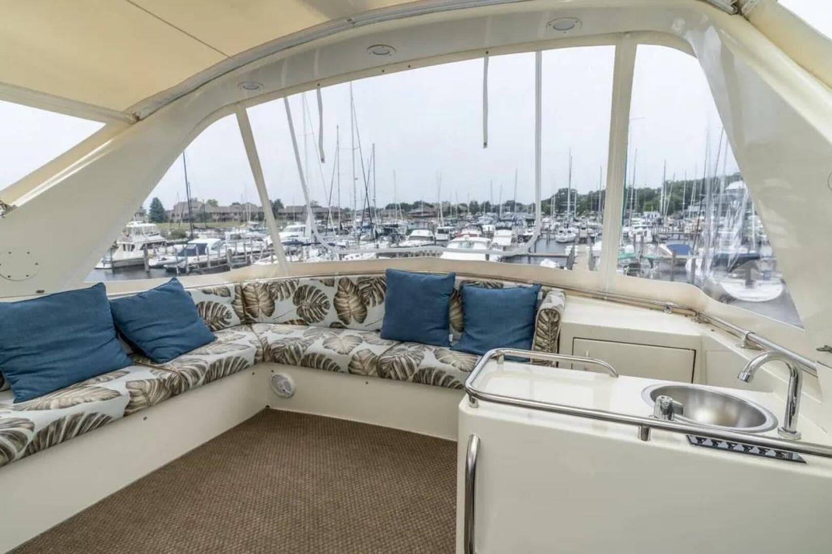 1986 Bertram 58 Flybridge — photo 74