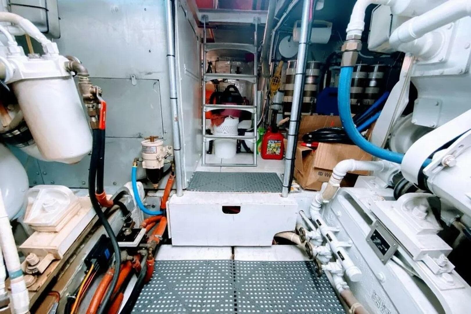 1986 Bertram 58 Flybridge — photo 121