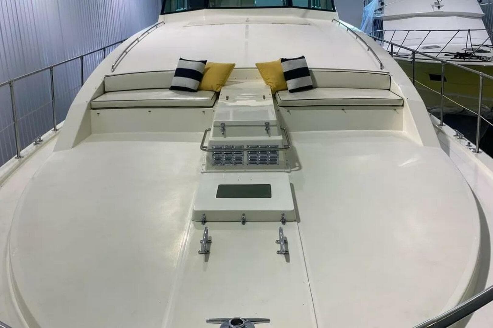 1986 Bertram 58 Flybridge — photo 32