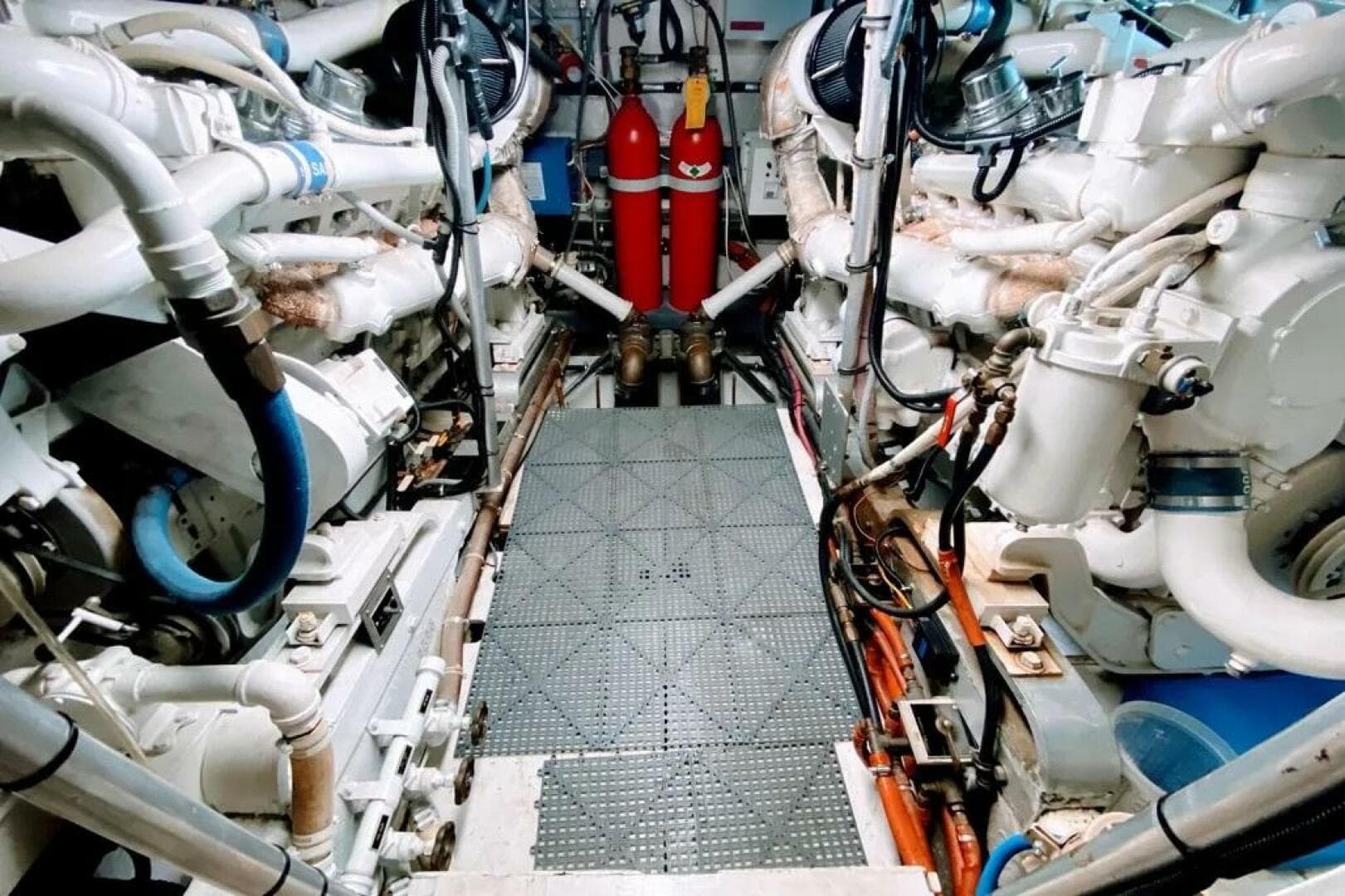 1986 Bertram 58 Flybridge — photo 127