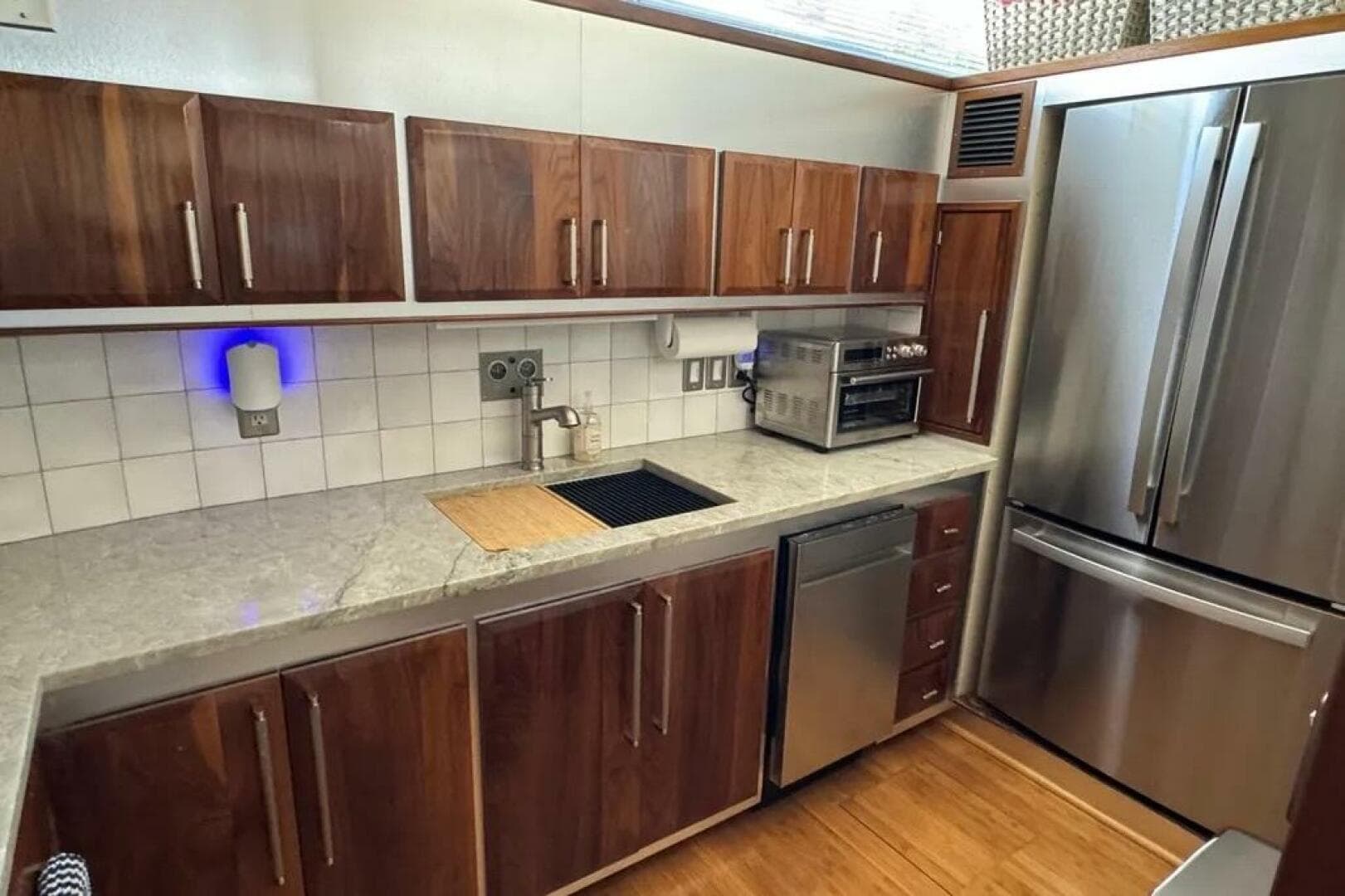 1986 Bertram 58 Flybridge — photo 83