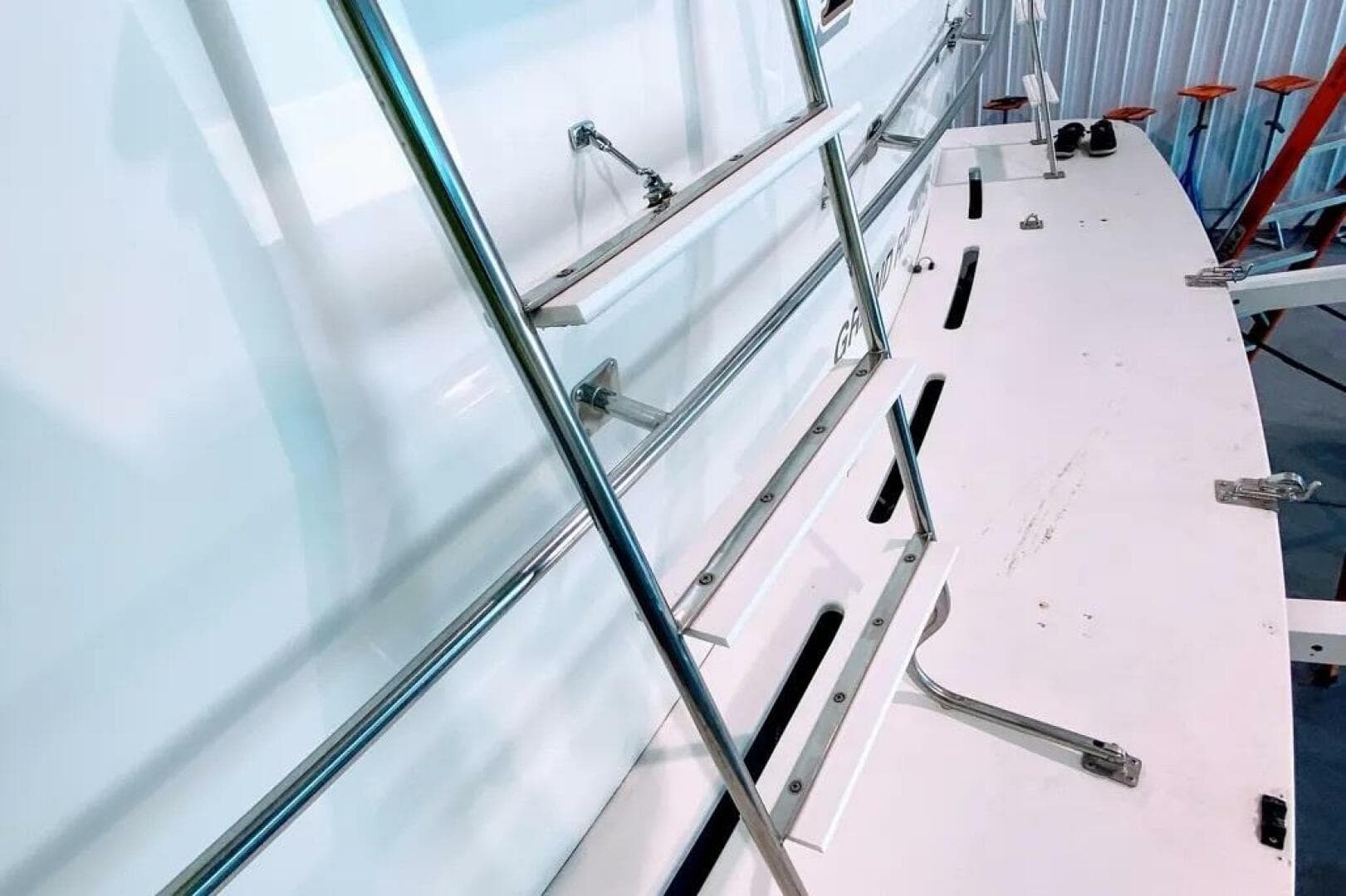 1986 Bertram 58 Flybridge — photo 40