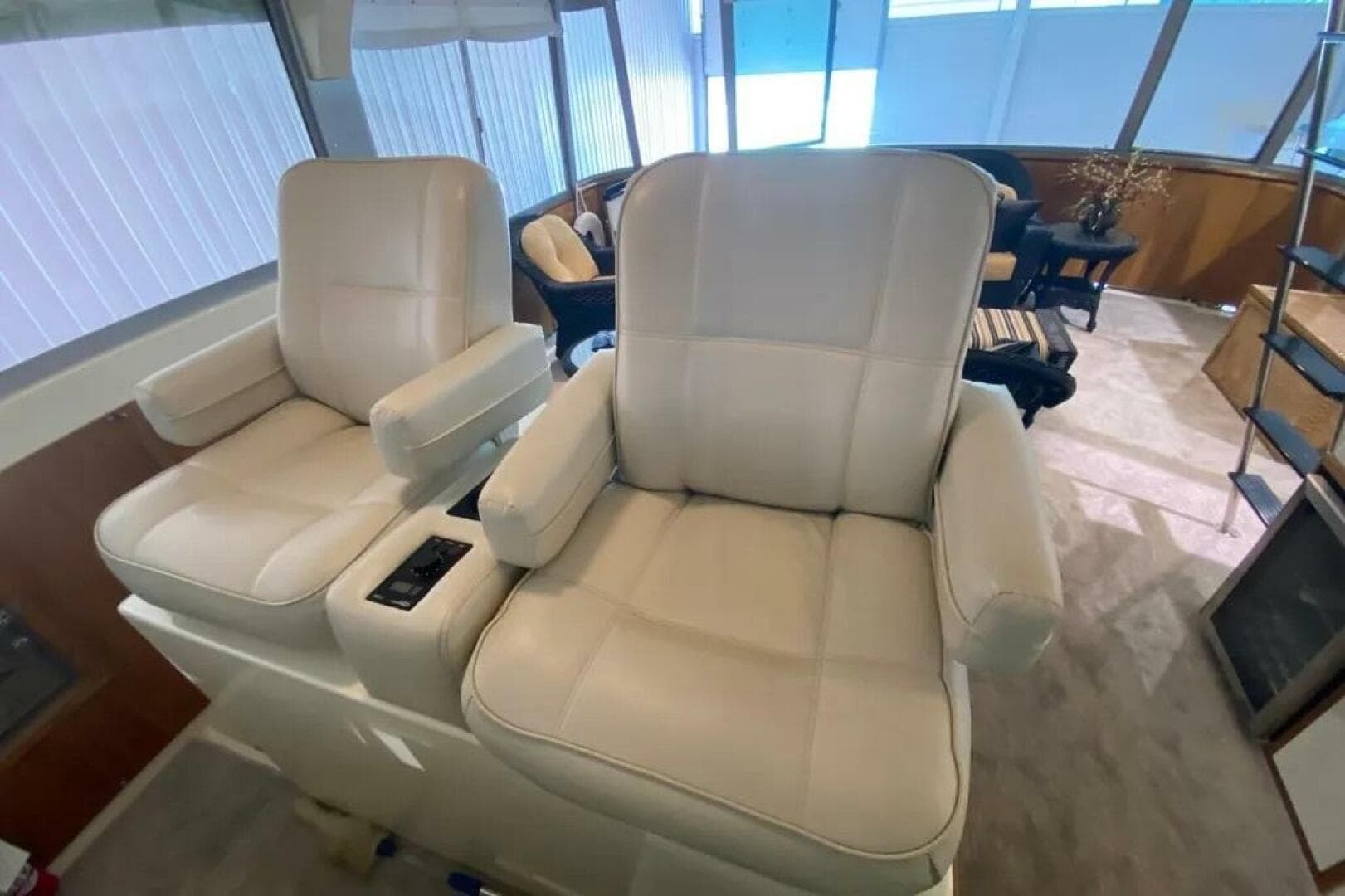 1986 Bertram 58 Flybridge — photo 60