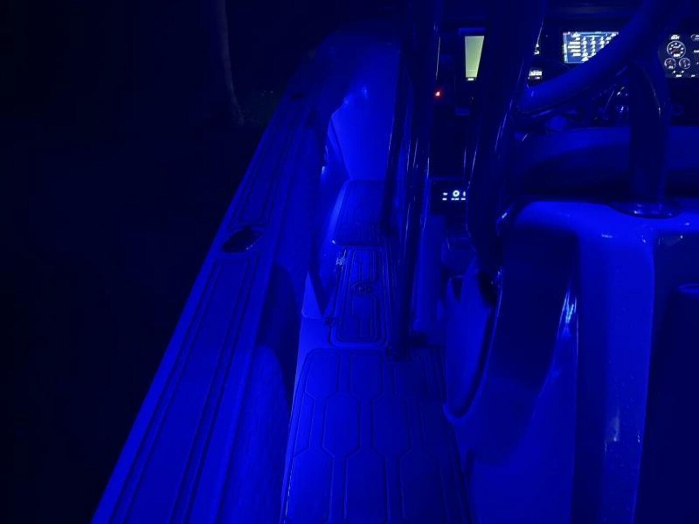 1996 Formula 382 Sr-1 — photo 34