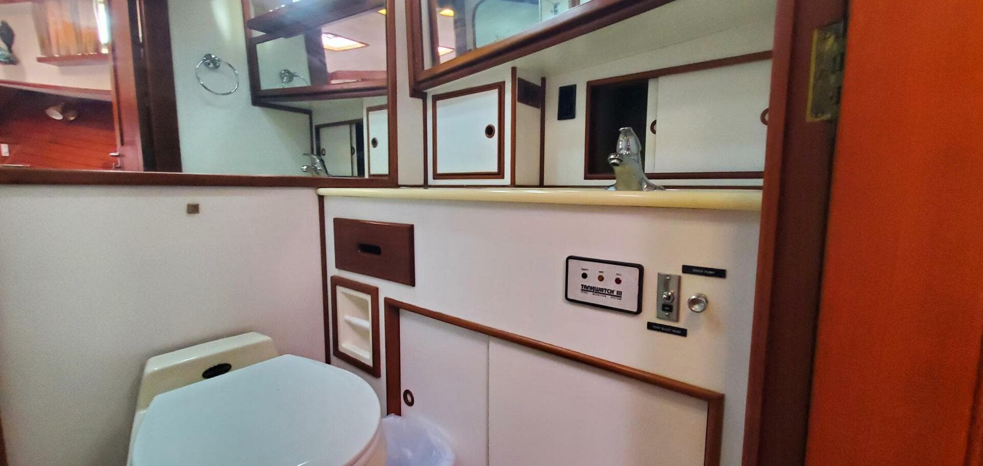 1997 Grand Banks Europa — photo 37